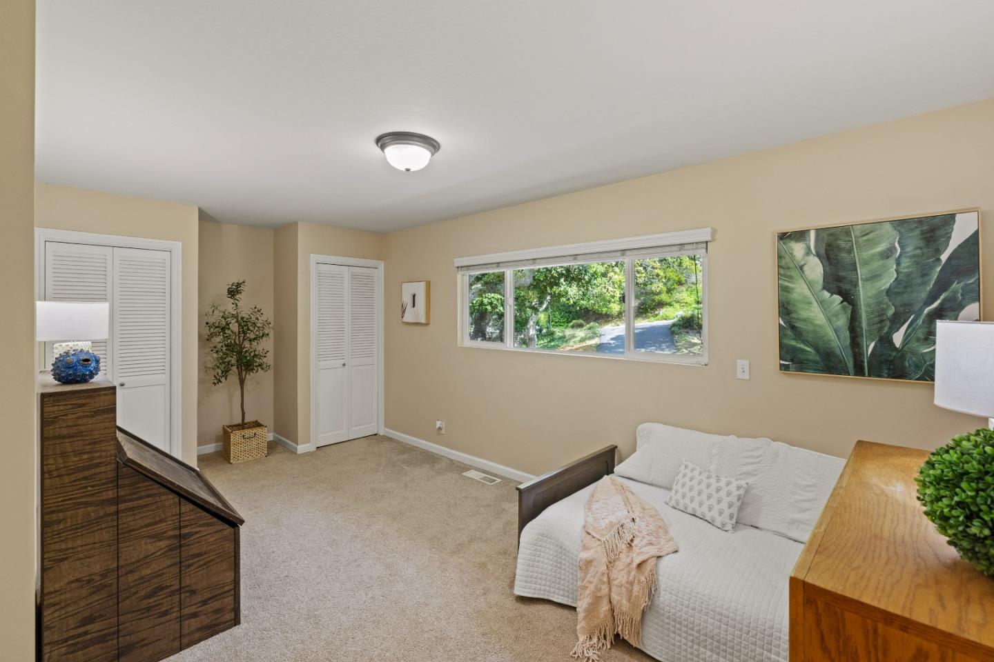 Detail Gallery Image 14 of 22 For 13525 Paseo Terrano, Salinas,  CA 93908 - 3 Beds | 2/1 Baths