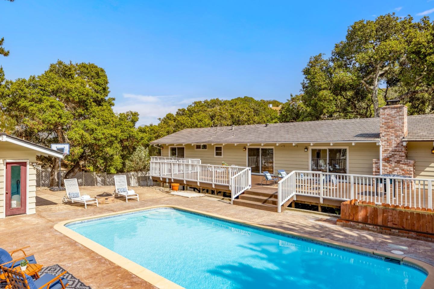 Detail Gallery Image 17 of 22 For 13525 Paseo Terrano, Salinas,  CA 93908 - 3 Beds | 2/1 Baths