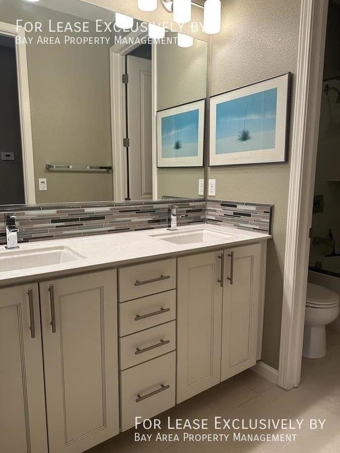 Detail Gallery Image 13 of 17 For 654 Sea Anchor Dr #2308,  Redwood City,  CA 94063 - 3 Beds | 2/1 Baths