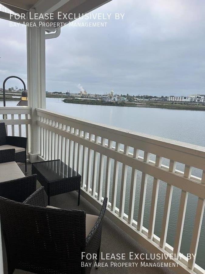 Detail Gallery Image 7 of 17 For 654 Sea Anchor Dr #2308,  Redwood City,  CA 94063 - 3 Beds | 2/1 Baths