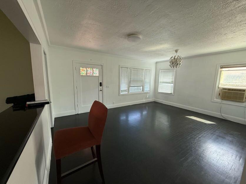 Detail Gallery Image 2 of 8 For 1459 Louisiana St, Vallejo,  CA 94590 - 2 Beds | 1 Baths