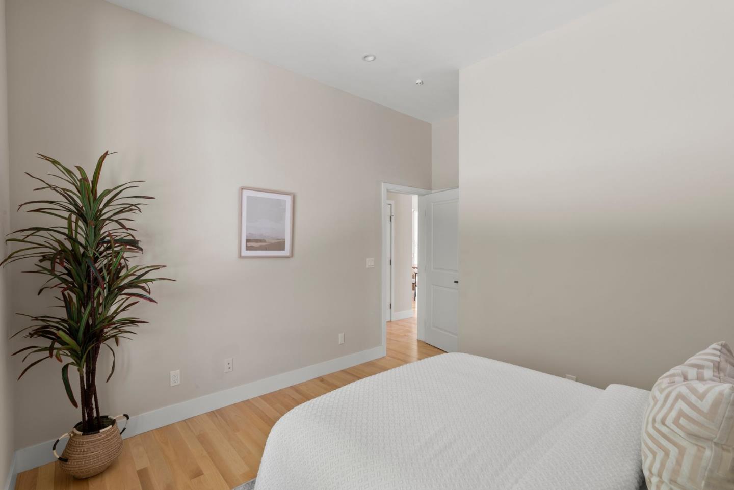 Detail Gallery Image 23 of 31 For 1325 Elam Ave, Campbell,  CA 95008 - 4 Beds | 3/1 Baths