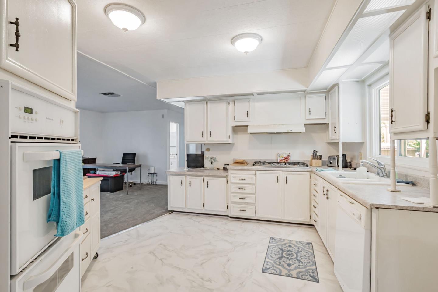 Detail Gallery Image 11 of 30 For 2815 Moss Hollow Dr #2815,  San Jose,  CA 95121 - 2 Beds | 2 Baths