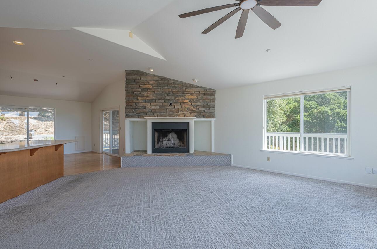 Detail Gallery Image 18 of 75 For 8505 Holly Hill Dr, Salinas,  CA 93907 - 3 Beds | 2/2 Baths