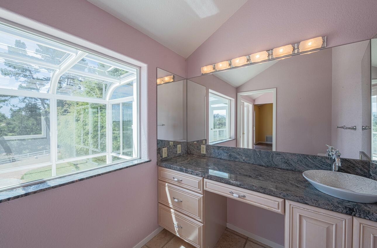 Detail Gallery Image 44 of 75 For 8505 Holly Hill Dr, Salinas,  CA 93907 - 3 Beds | 2/2 Baths