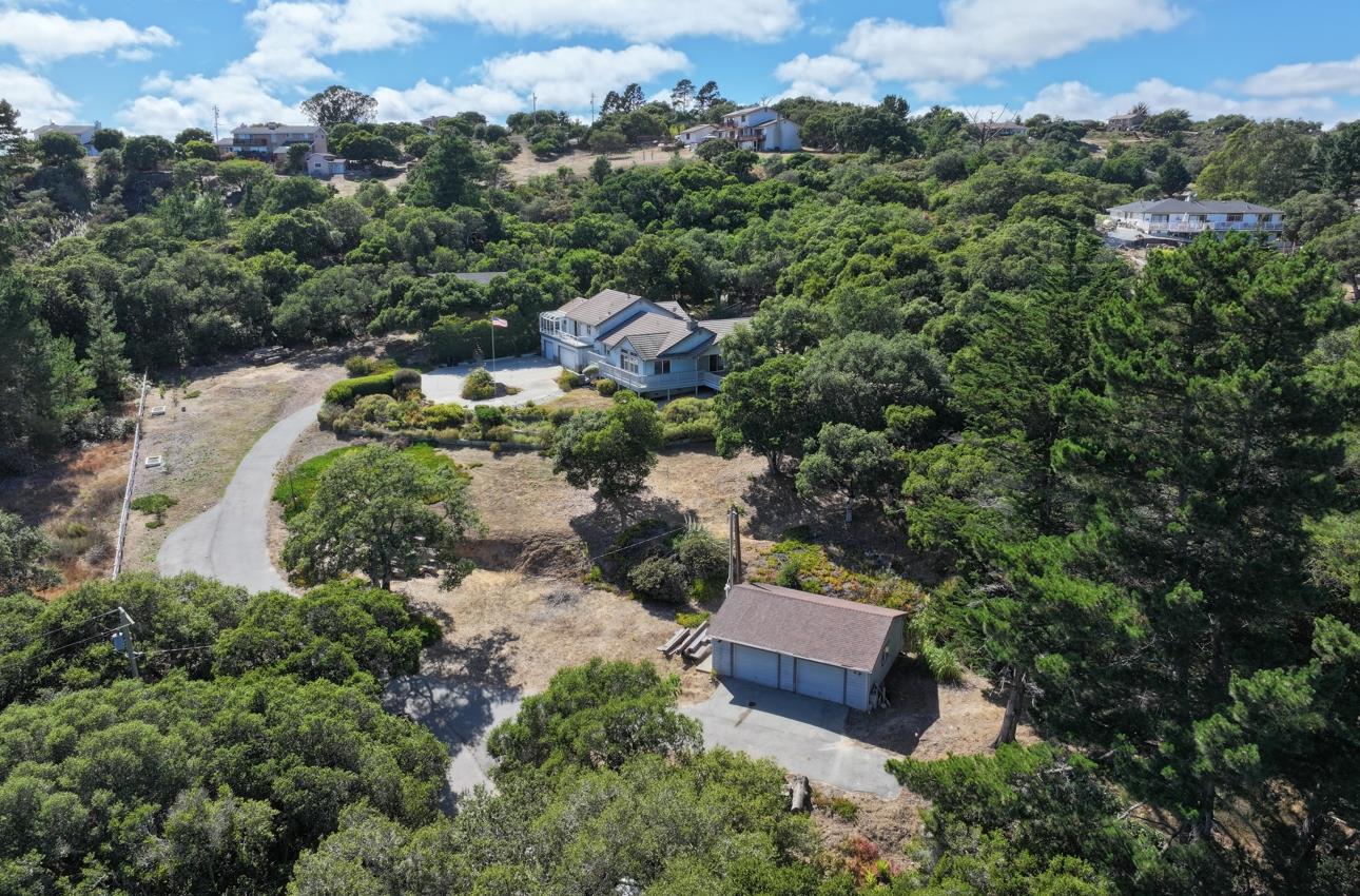 Detail Gallery Image 5 of 75 For 8505 Holly Hill Dr, Salinas,  CA 93907 - 3 Beds | 2/2 Baths