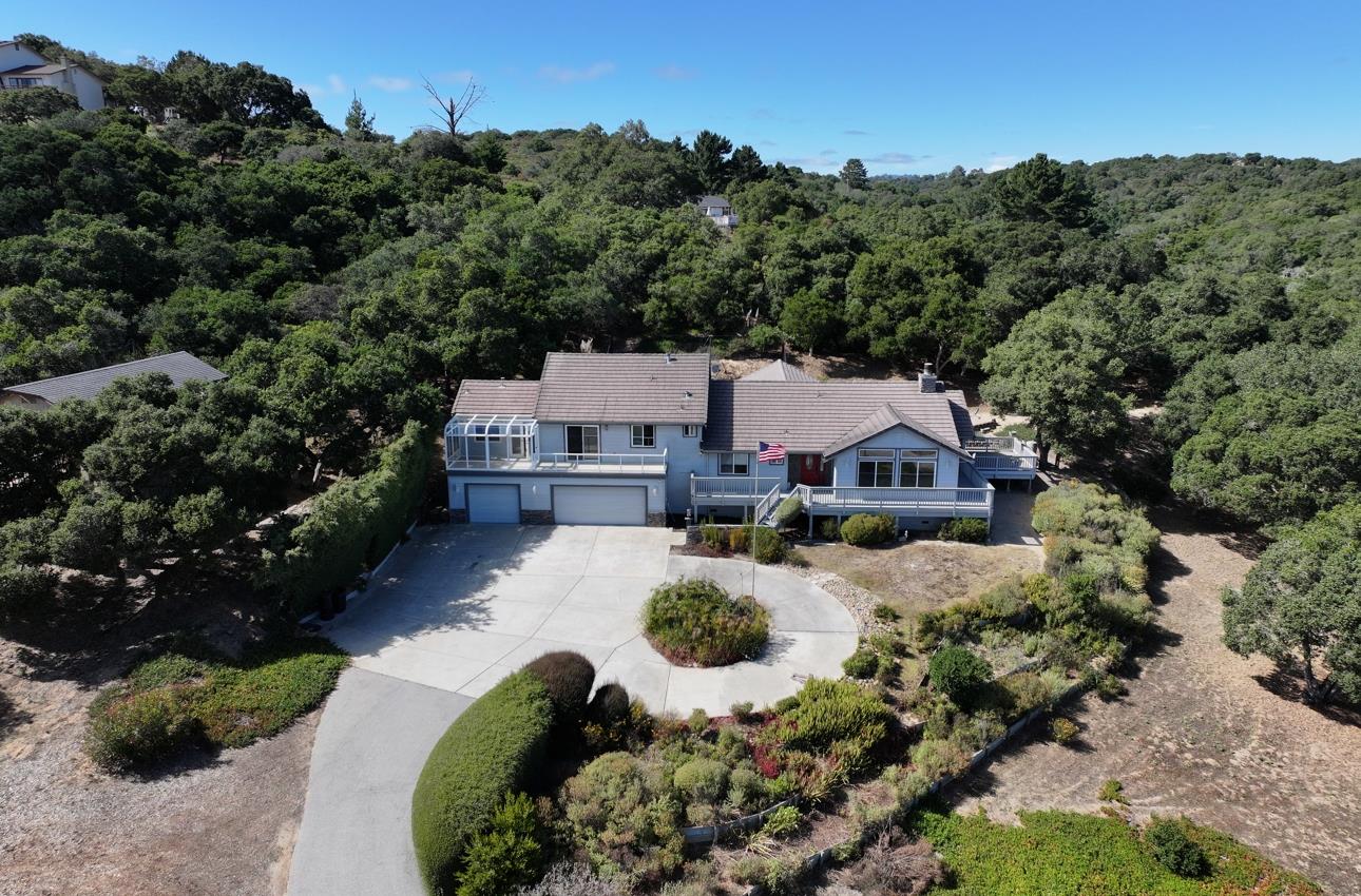 Detail Gallery Image 6 of 75 For 8505 Holly Hill Dr, Salinas,  CA 93907 - 3 Beds | 2/2 Baths