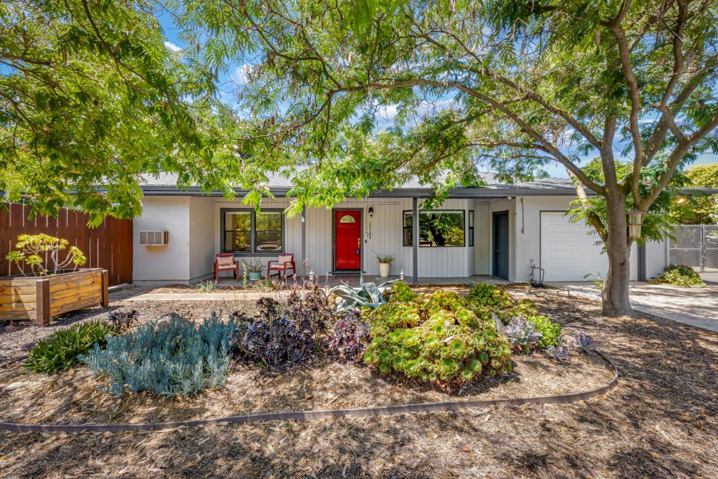 Detail Gallery Image 8 of 25 For 17785 Casa Ln, Morgan Hill,  CA 95037 - 3 Beds | 2 Baths