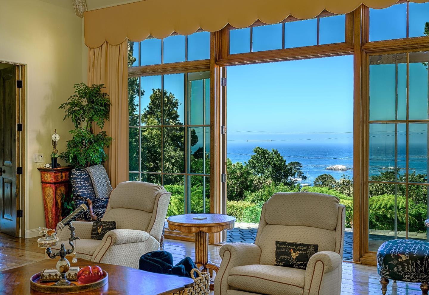 Detail Gallery Image 2 of 49 For 3365 17 Mile Dr, Pebble Beach,  CA 93953 - 5 Beds | 6 Baths