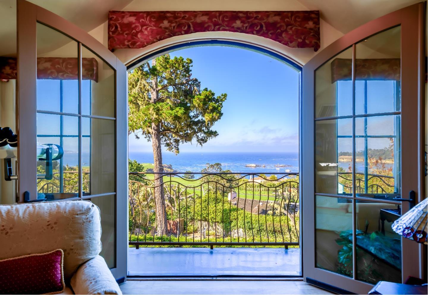 Detail Gallery Image 34 of 49 For 3365 17 Mile Dr, Pebble Beach,  CA 93953 - 5 Beds | 6 Baths