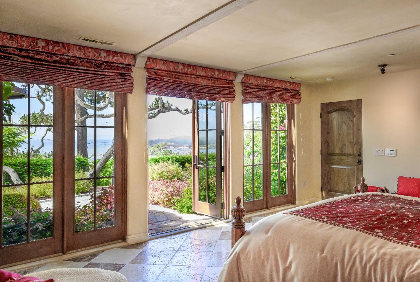 Detail Gallery Image 37 of 49 For 3365 17 Mile Dr, Pebble Beach,  CA 93953 - 5 Beds | 6 Baths