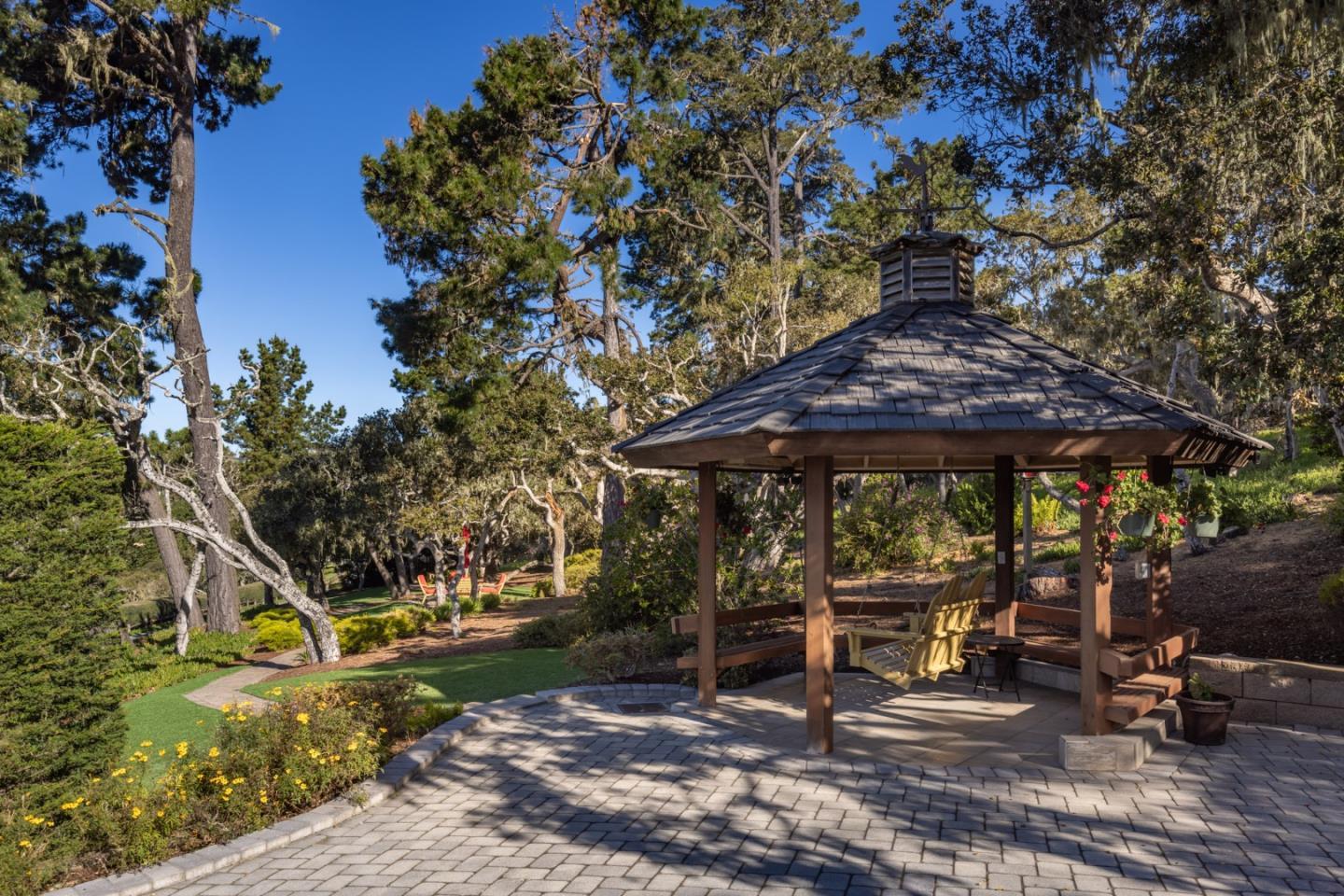 Detail Gallery Image 43 of 49 For 3365 17 Mile Dr, Pebble Beach,  CA 93953 - 5 Beds | 6 Baths