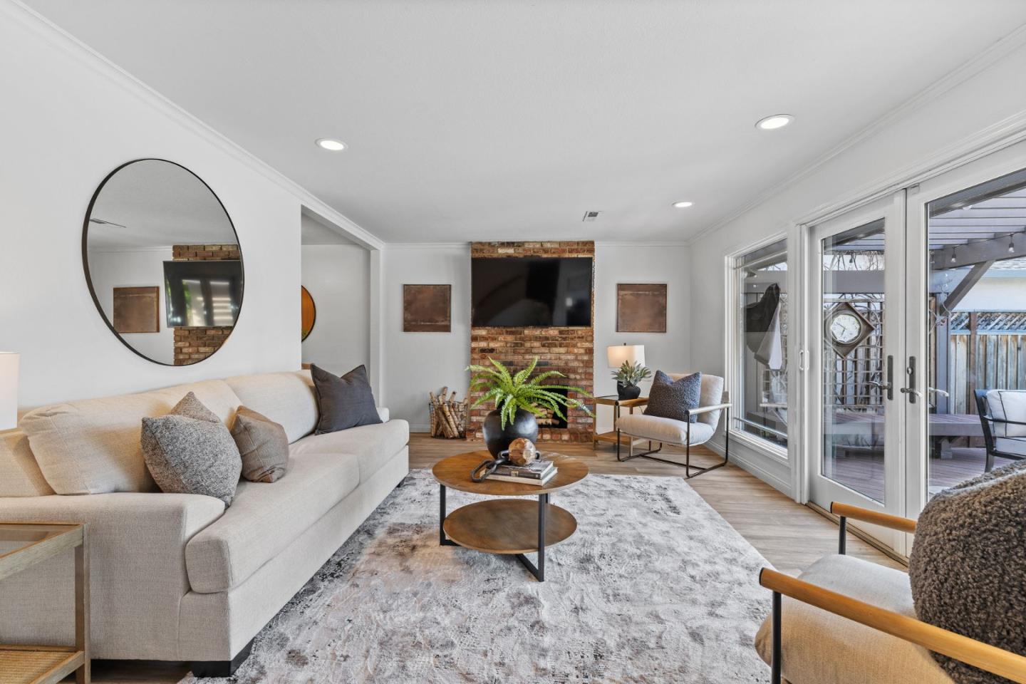 Detail Gallery Image 11 of 32 For 3085 Warburton Ave, Santa Clara,  CA 95051 - 3 Beds | 2/1 Baths