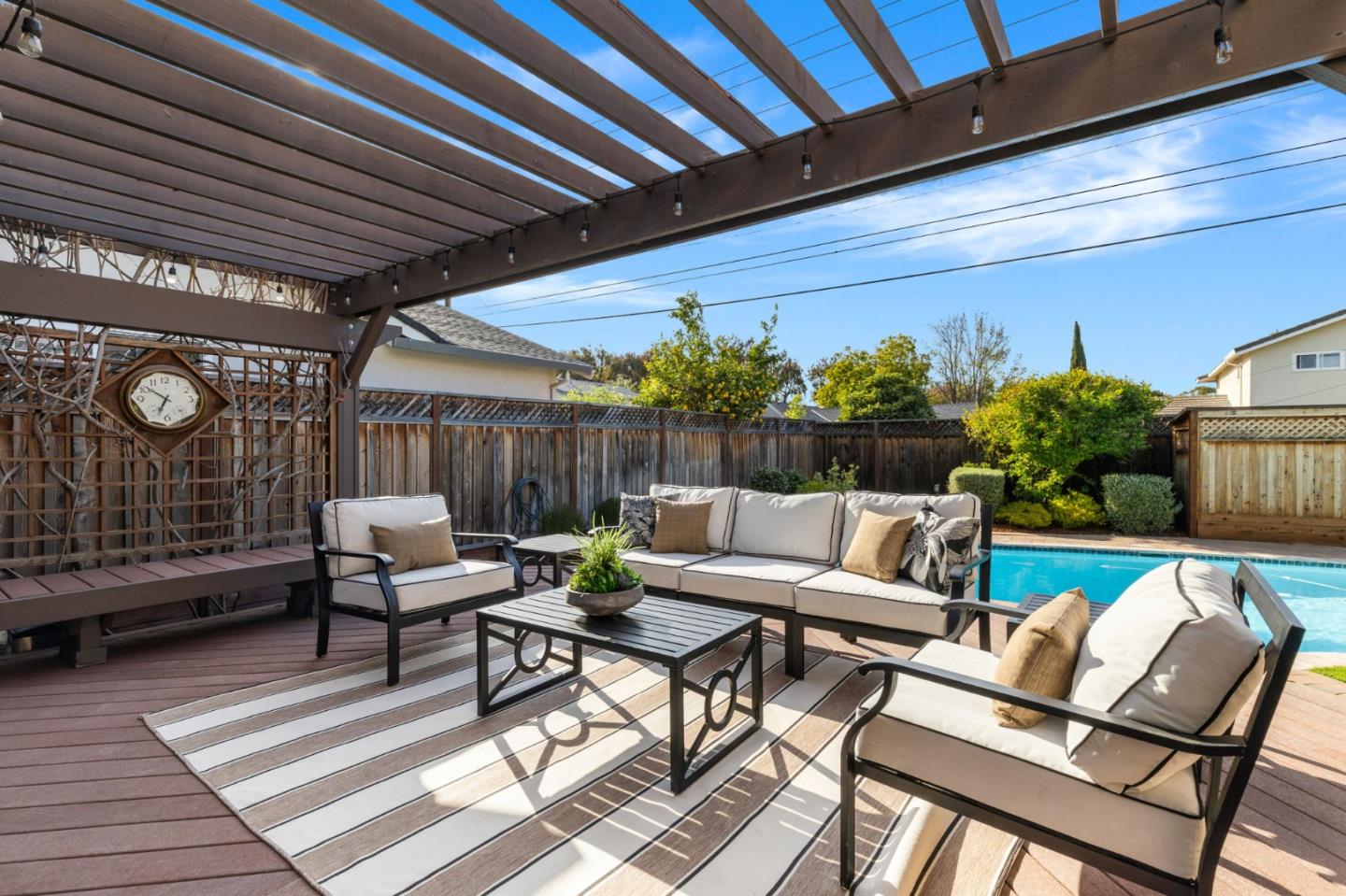 Detail Gallery Image 26 of 32 For 3085 Warburton Ave, Santa Clara,  CA 95051 - 3 Beds | 2/1 Baths