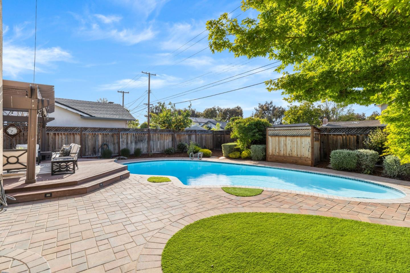 Detail Gallery Image 27 of 32 For 3085 Warburton Ave, Santa Clara,  CA 95051 - 3 Beds | 2/1 Baths