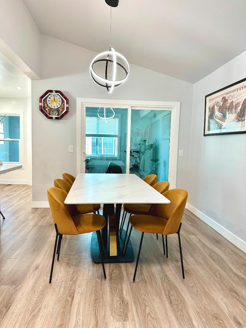 Detail Gallery Image 14 of 36 For 383 Chateau La Salle Dr #383,  San Jose,  CA 95111 - 3 Beds | 2/1 Baths