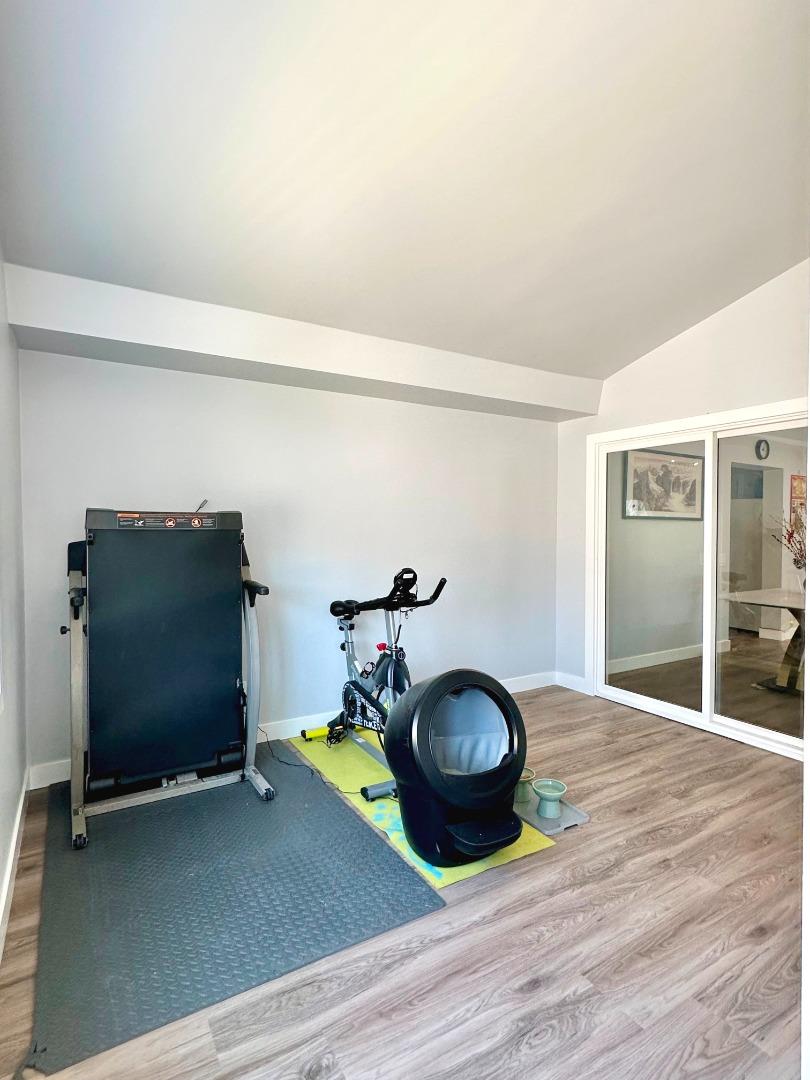 Detail Gallery Image 16 of 36 For 383 Chateau La Salle Dr #383,  San Jose,  CA 95111 - 3 Beds | 2/1 Baths