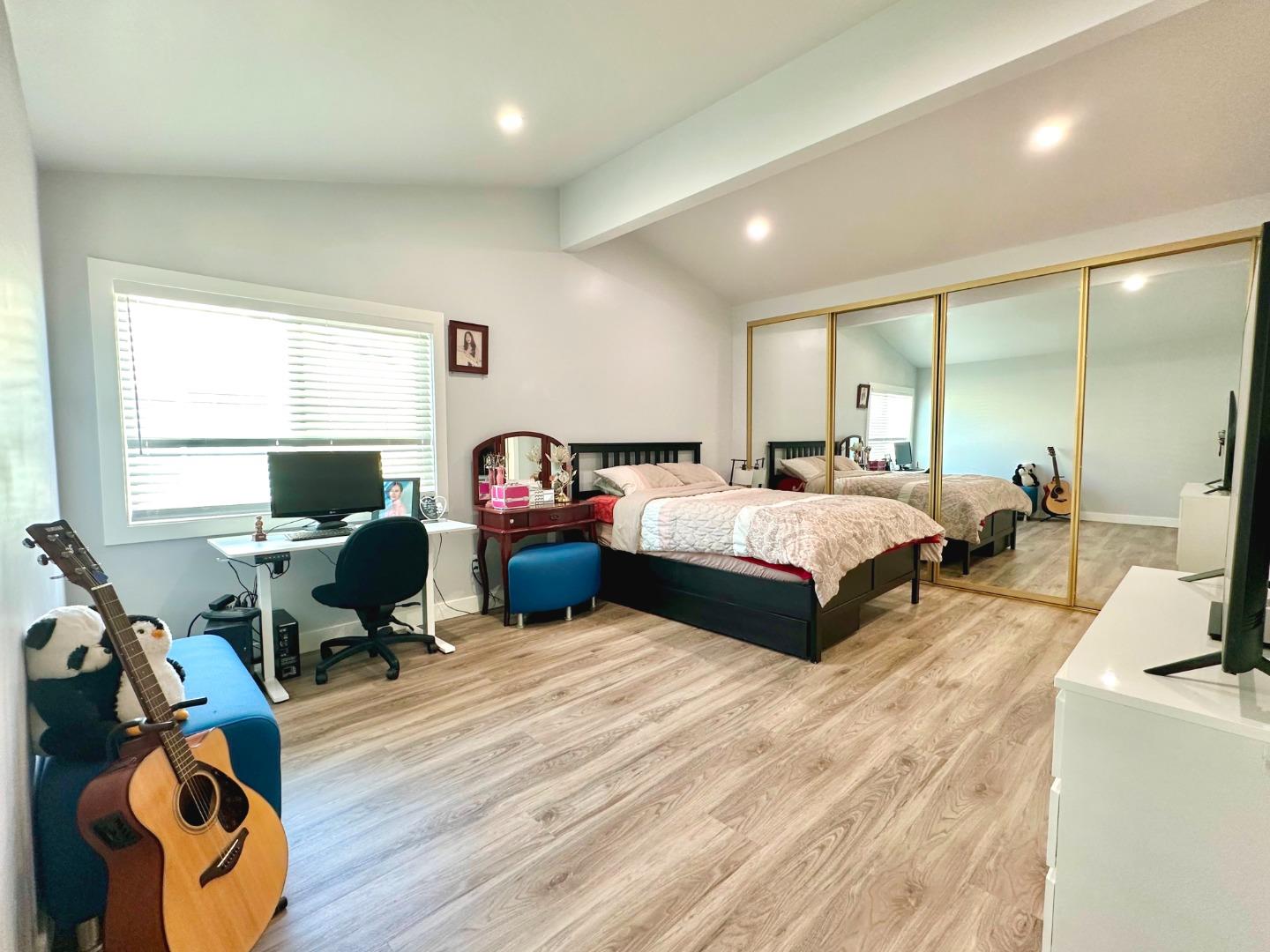 Detail Gallery Image 17 of 36 For 383 Chateau La Salle Dr #383,  San Jose,  CA 95111 - 3 Beds | 2/1 Baths