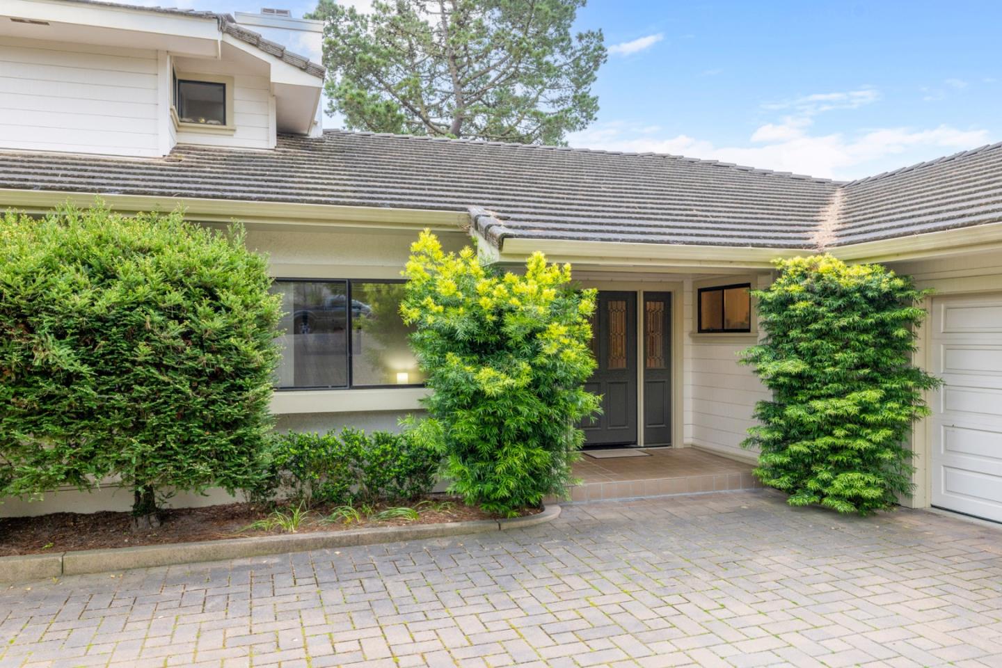 Detail Gallery Image 2 of 25 For 23 Cramden Dr, Monterey,  CA 93940 - 4 Beds | 3/1 Baths