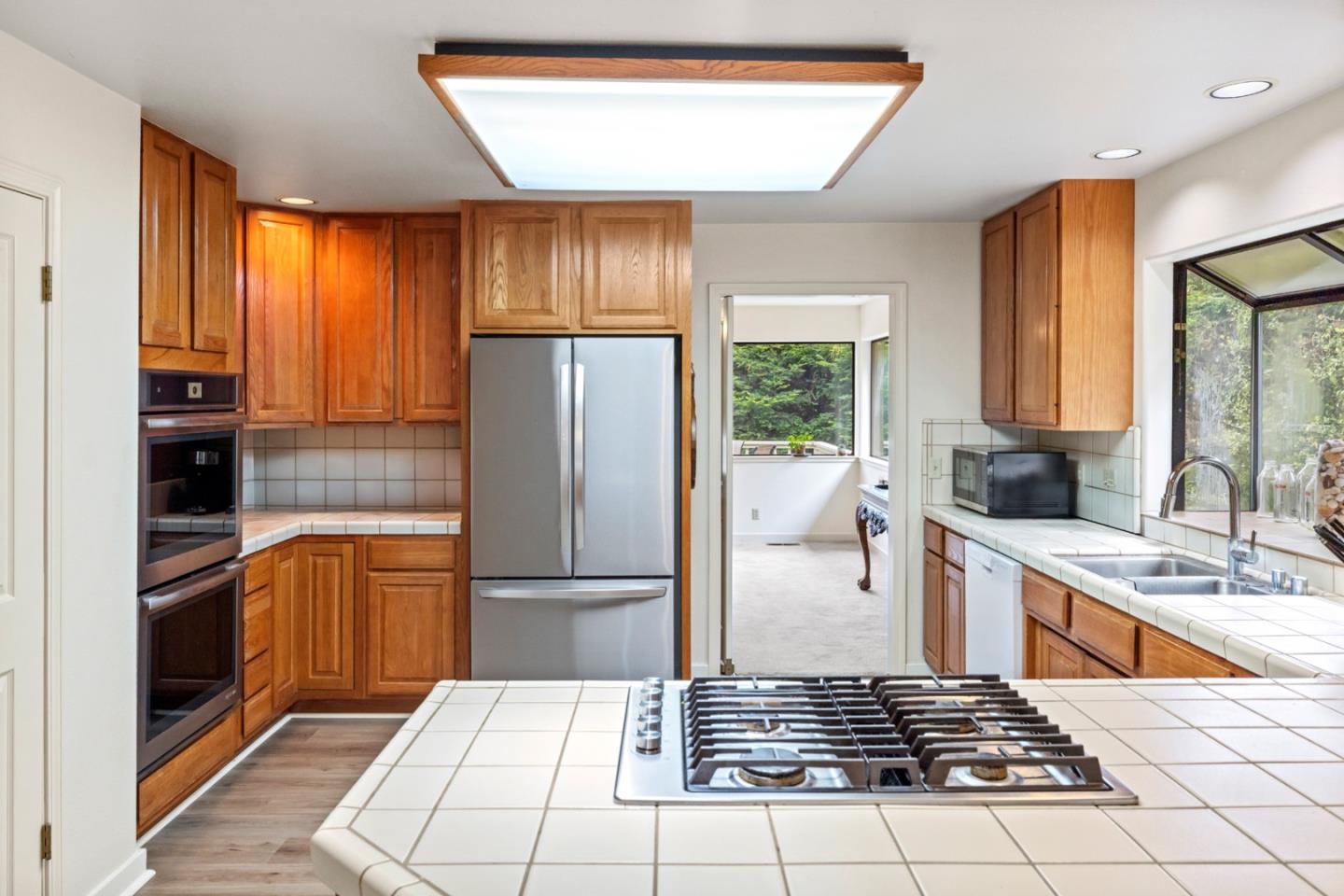 Detail Gallery Image 8 of 25 For 23 Cramden Dr, Monterey,  CA 93940 - 4 Beds | 3/1 Baths