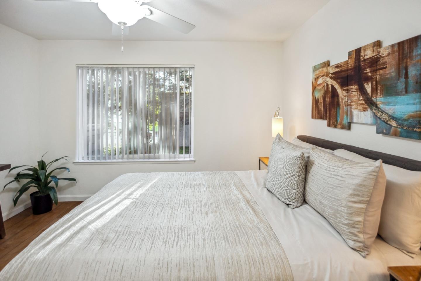 Detail Gallery Image 26 of 41 For 1145 Yarwood Ct, San Jose,  CA 95128 - 1 Beds | 1 Baths