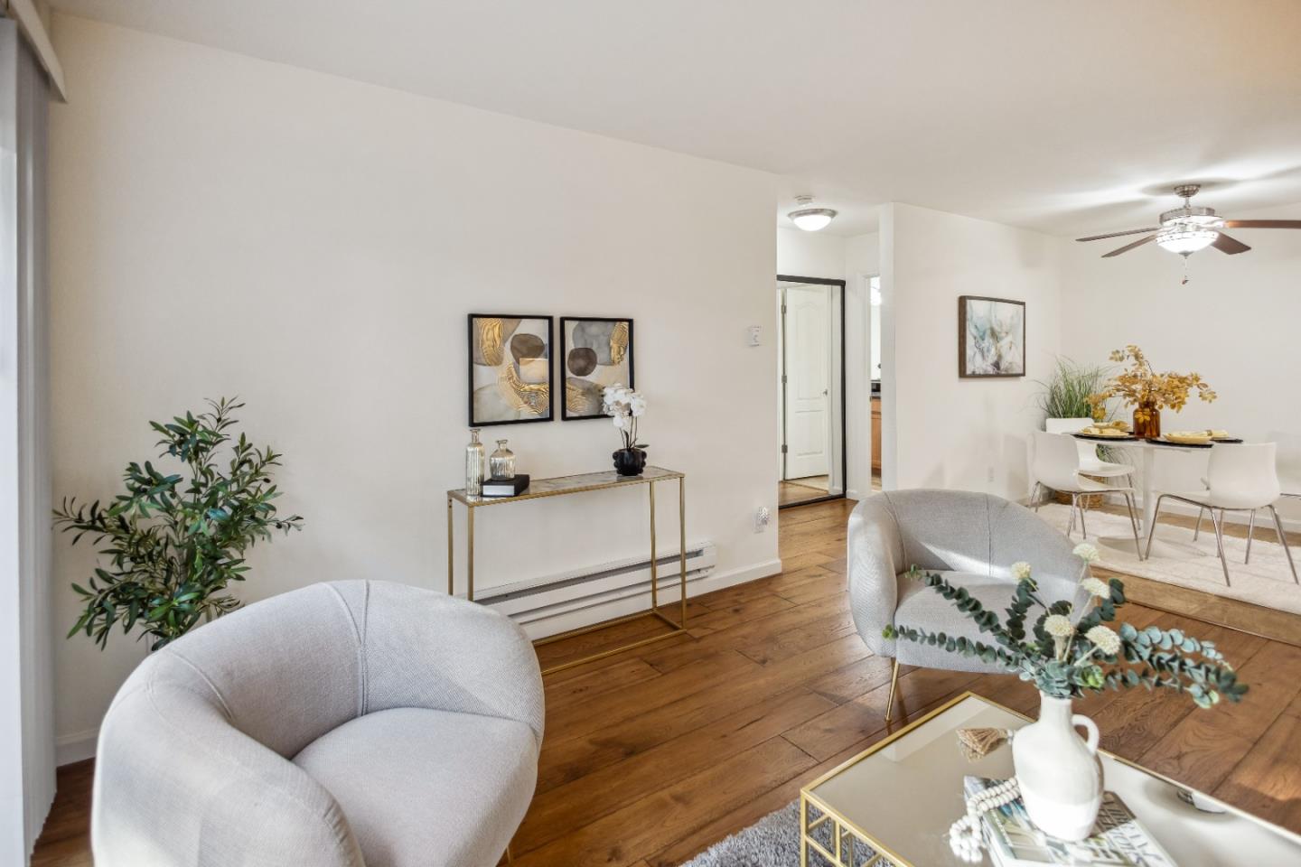 Detail Gallery Image 4 of 41 For 1145 Yarwood Ct, San Jose,  CA 95128 - 1 Beds | 1 Baths
