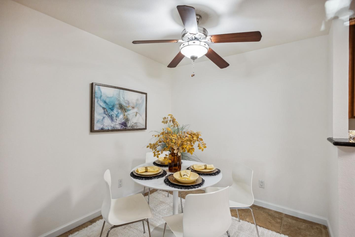 Detail Gallery Image 6 of 41 For 1145 Yarwood Ct, San Jose,  CA 95128 - 1 Beds | 1 Baths