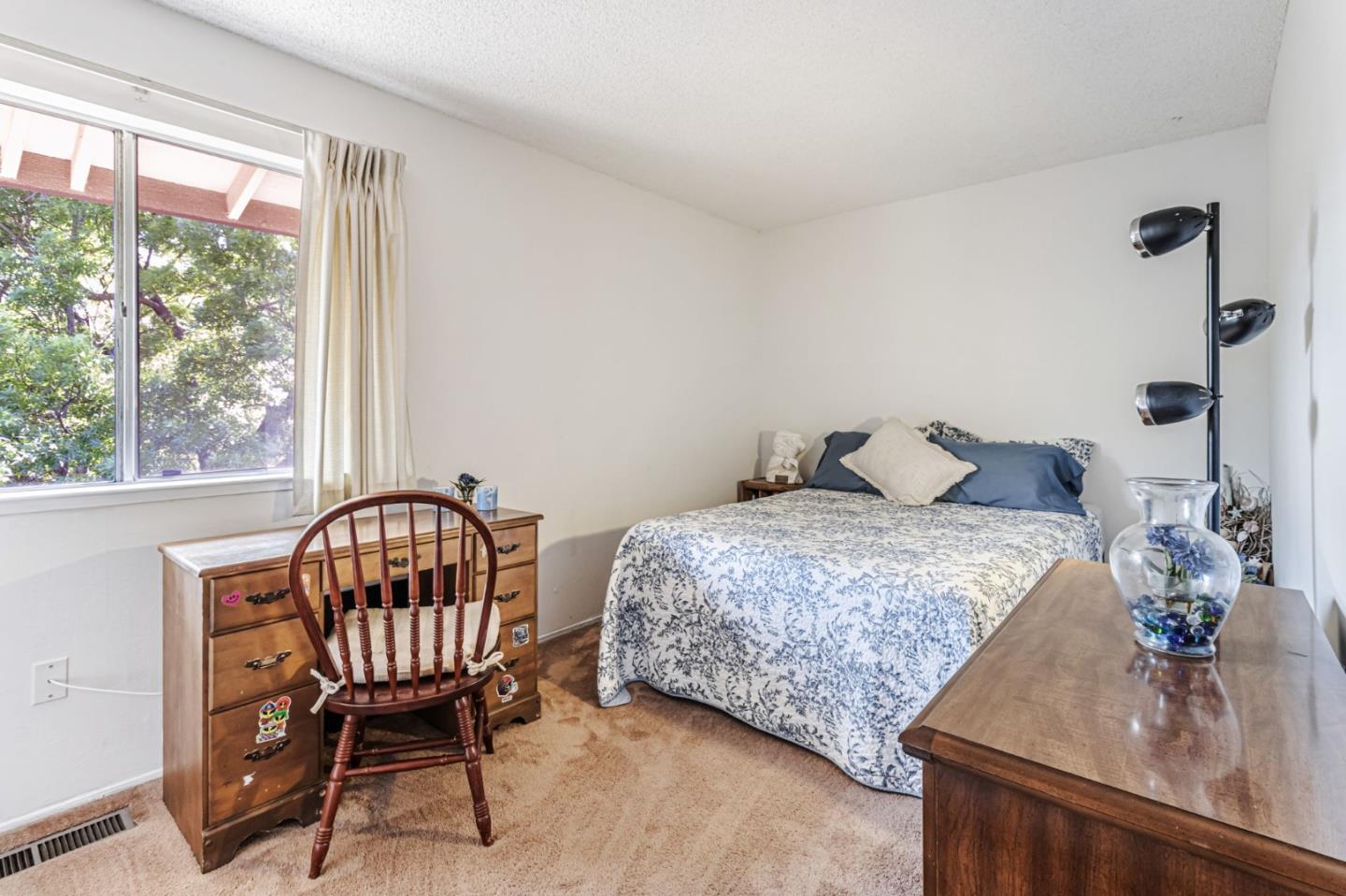 Detail Gallery Image 13 of 28 For 4994 Peach Ter, Campbell,  CA 95008 - 2 Beds | 1/1 Baths