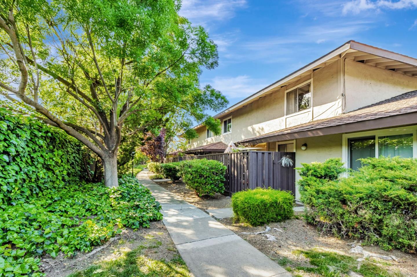 Detail Gallery Image 18 of 28 For 4994 Peach Ter, Campbell,  CA 95008 - 2 Beds | 1/1 Baths