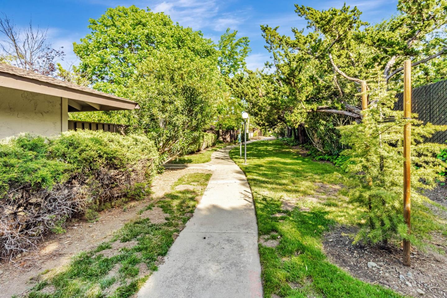 Detail Gallery Image 19 of 28 For 4994 Peach Ter, Campbell,  CA 95008 - 2 Beds | 1/1 Baths