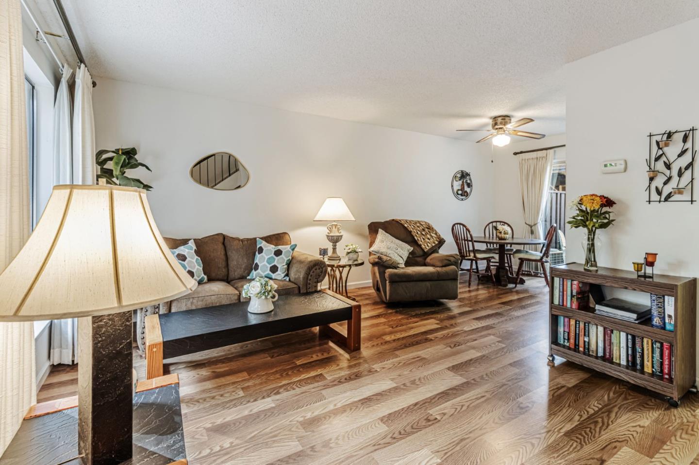 Detail Gallery Image 2 of 28 For 4994 Peach Ter, Campbell,  CA 95008 - 2 Beds | 1/1 Baths