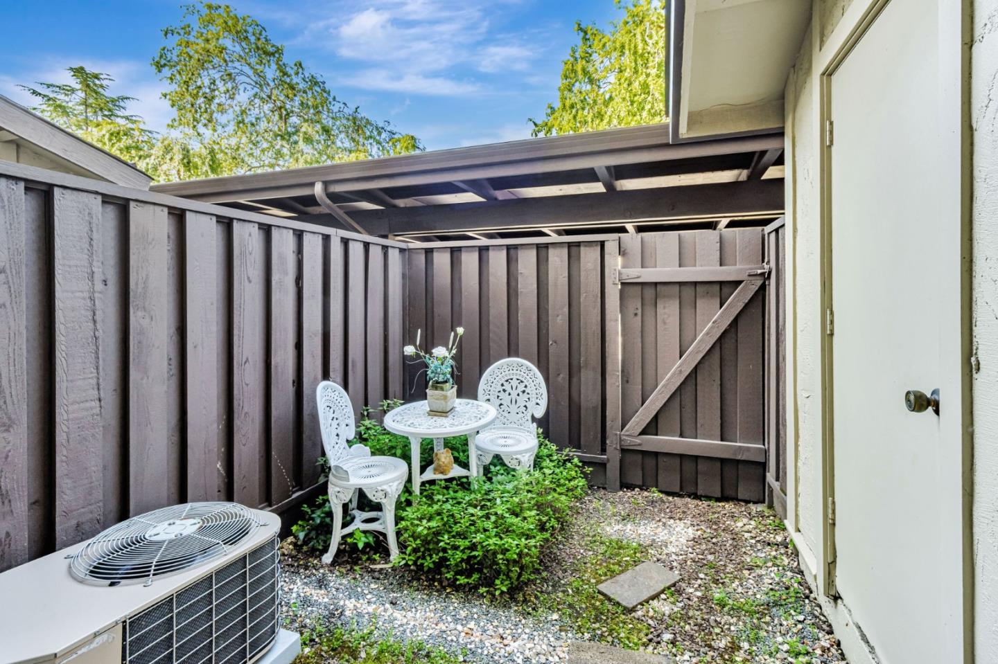 Detail Gallery Image 20 of 28 For 4994 Peach Ter, Campbell,  CA 95008 - 2 Beds | 1/1 Baths