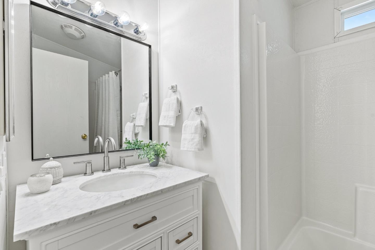 Detail Gallery Image 16 of 34 For 1040 38th Ave #52,  Santa Cruz,  CA 95062 - 2 Beds | 2 Baths