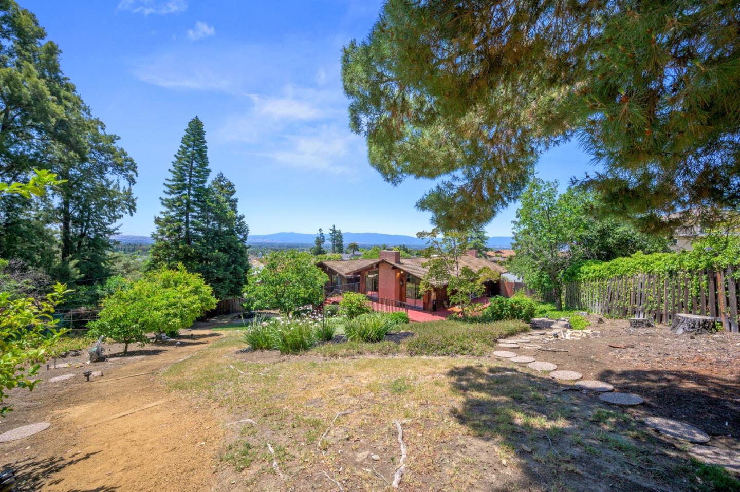 Detail Gallery Image 62 of 74 For 3668 El Grande Dr, San Jose,  CA 95132 - 4 Beds | 3 Baths
