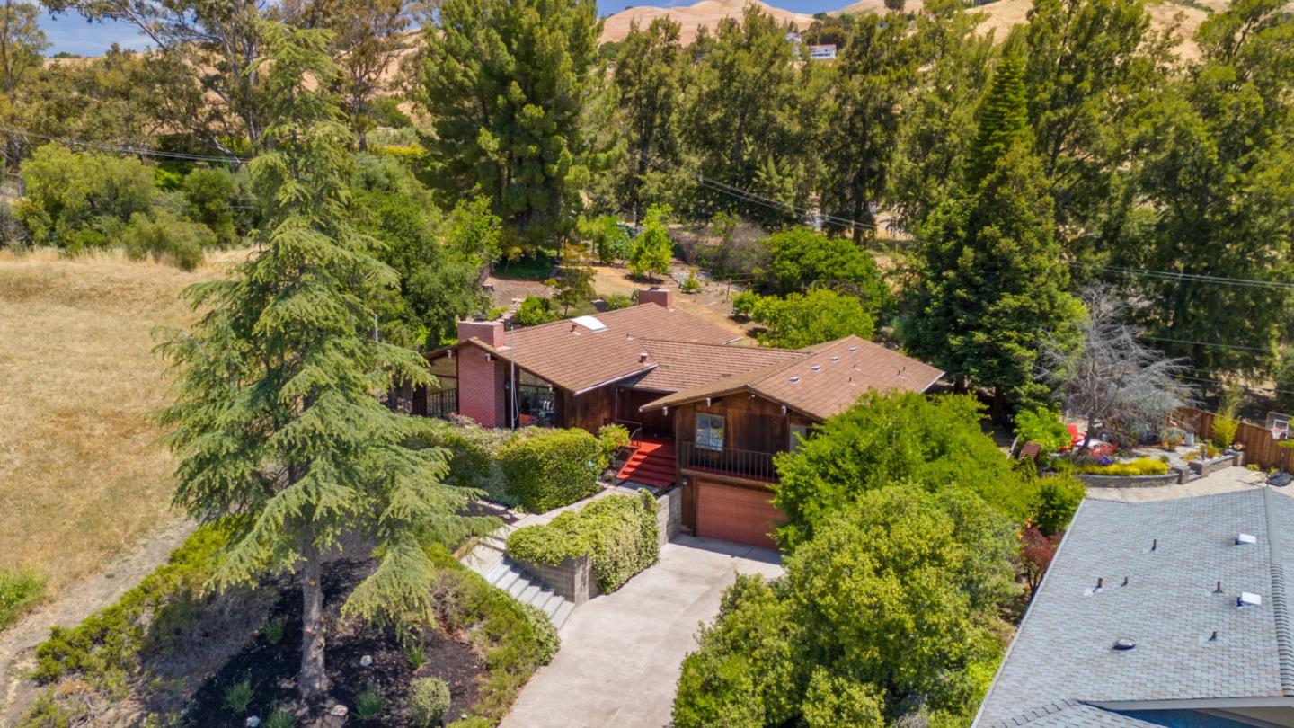 Detail Gallery Image 63 of 74 For 3668 El Grande Dr, San Jose,  CA 95132 - 4 Beds | 3 Baths