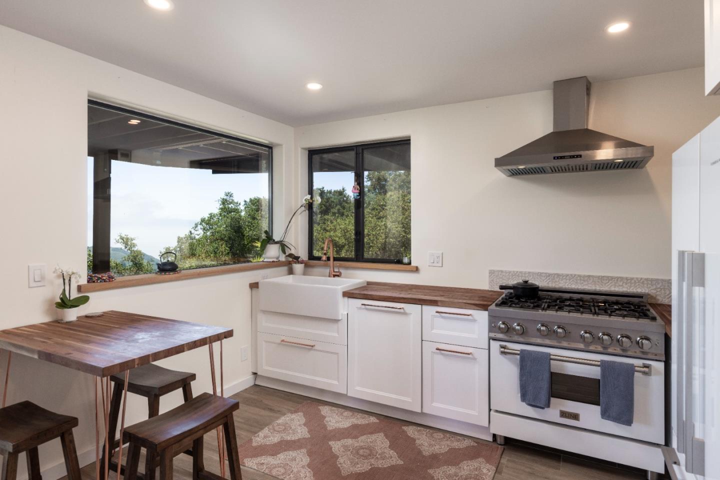Detail Gallery Image 5 of 19 For 37783 Palo Colorado Road, Carmel,  CA 93923 - 2 Beds | 2 Baths
