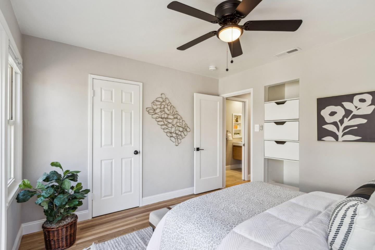 Detail Gallery Image 21 of 38 For 1078 Bennett Way, San Jose,  CA 95125 - 2 Beds | 1/1 Baths
