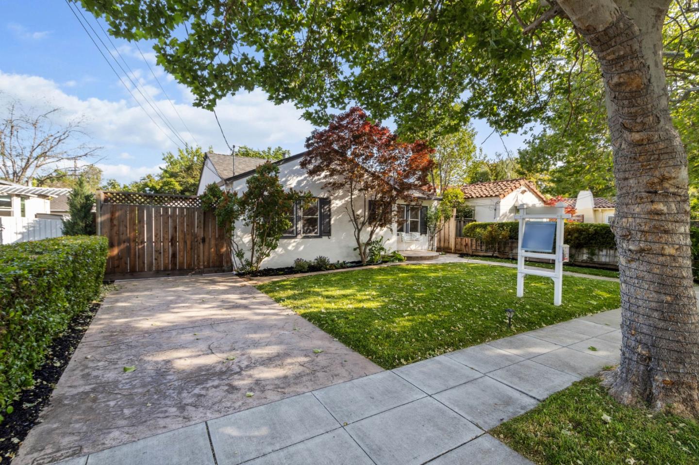 Detail Gallery Image 3 of 38 For 1078 Bennett Way, San Jose,  CA 95125 - 2 Beds | 1/1 Baths