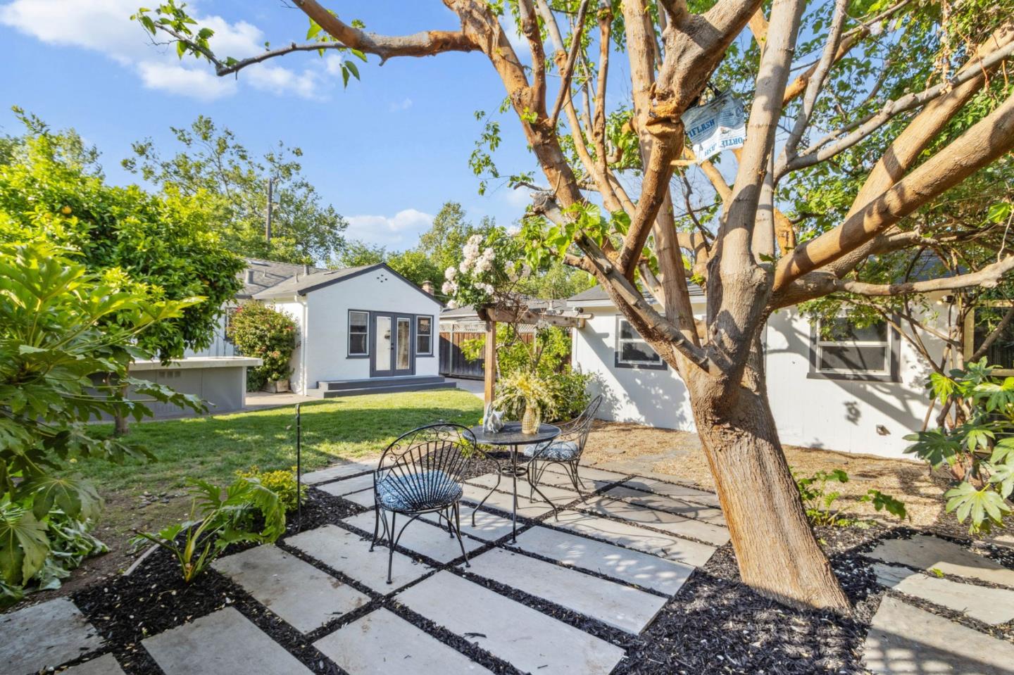 Detail Gallery Image 34 of 38 For 1078 Bennett Way, San Jose,  CA 95125 - 2 Beds | 1/1 Baths