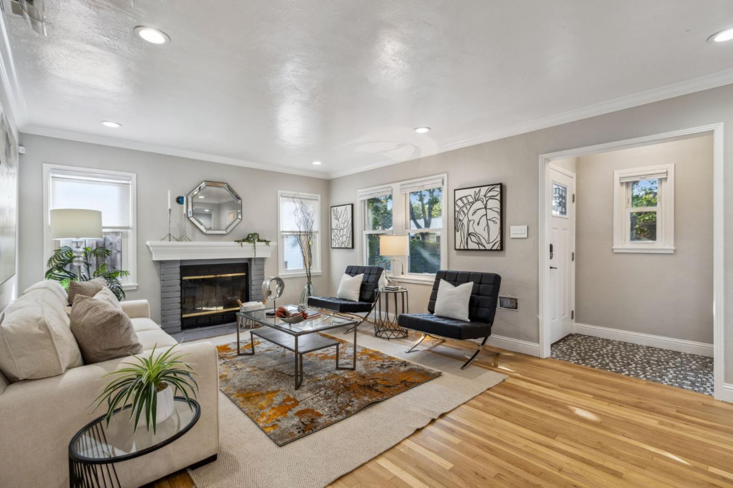 Detail Gallery Image 5 of 38 For 1078 Bennett Way, San Jose,  CA 95125 - 2 Beds | 1/1 Baths