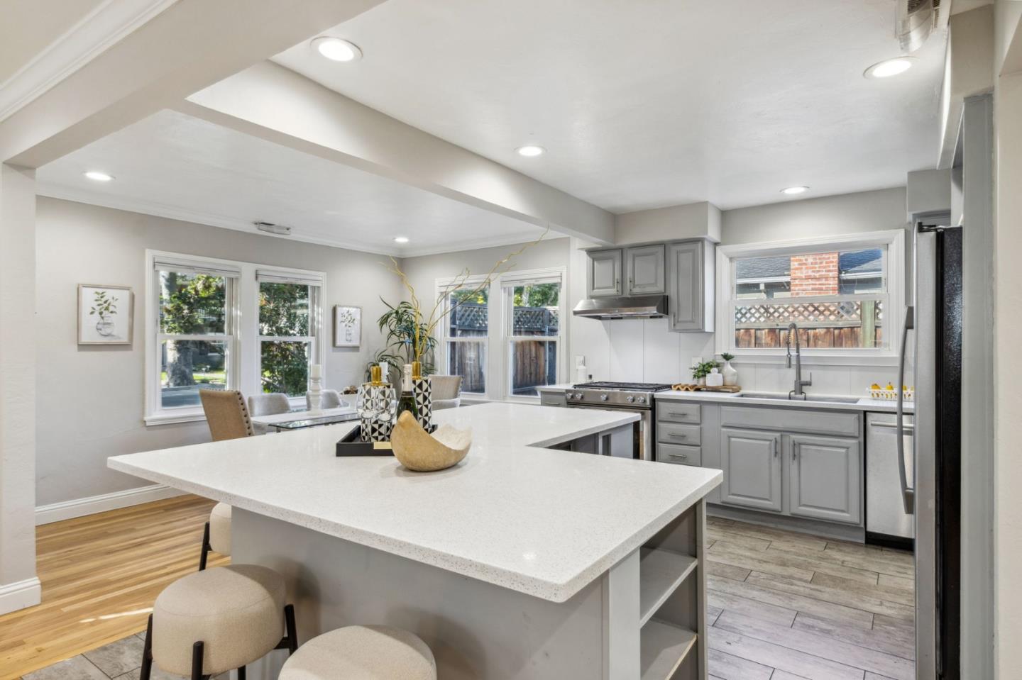 Detail Gallery Image 9 of 38 For 1078 Bennett Way, San Jose,  CA 95125 - 2 Beds | 1/1 Baths