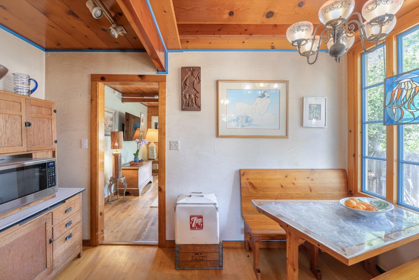 Detail Gallery Image 10 of 37 For 469 Evergreen Rd, Pacific Grove,  CA 93950 - 2 Beds | 1 Baths