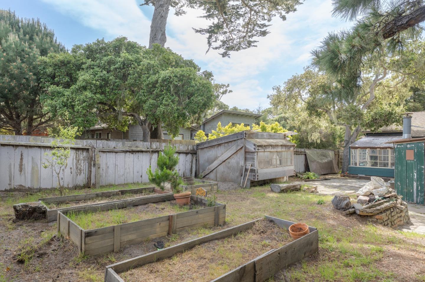 Detail Gallery Image 33 of 37 For 469 Evergreen Rd, Pacific Grove,  CA 93950 - 2 Beds | 1 Baths