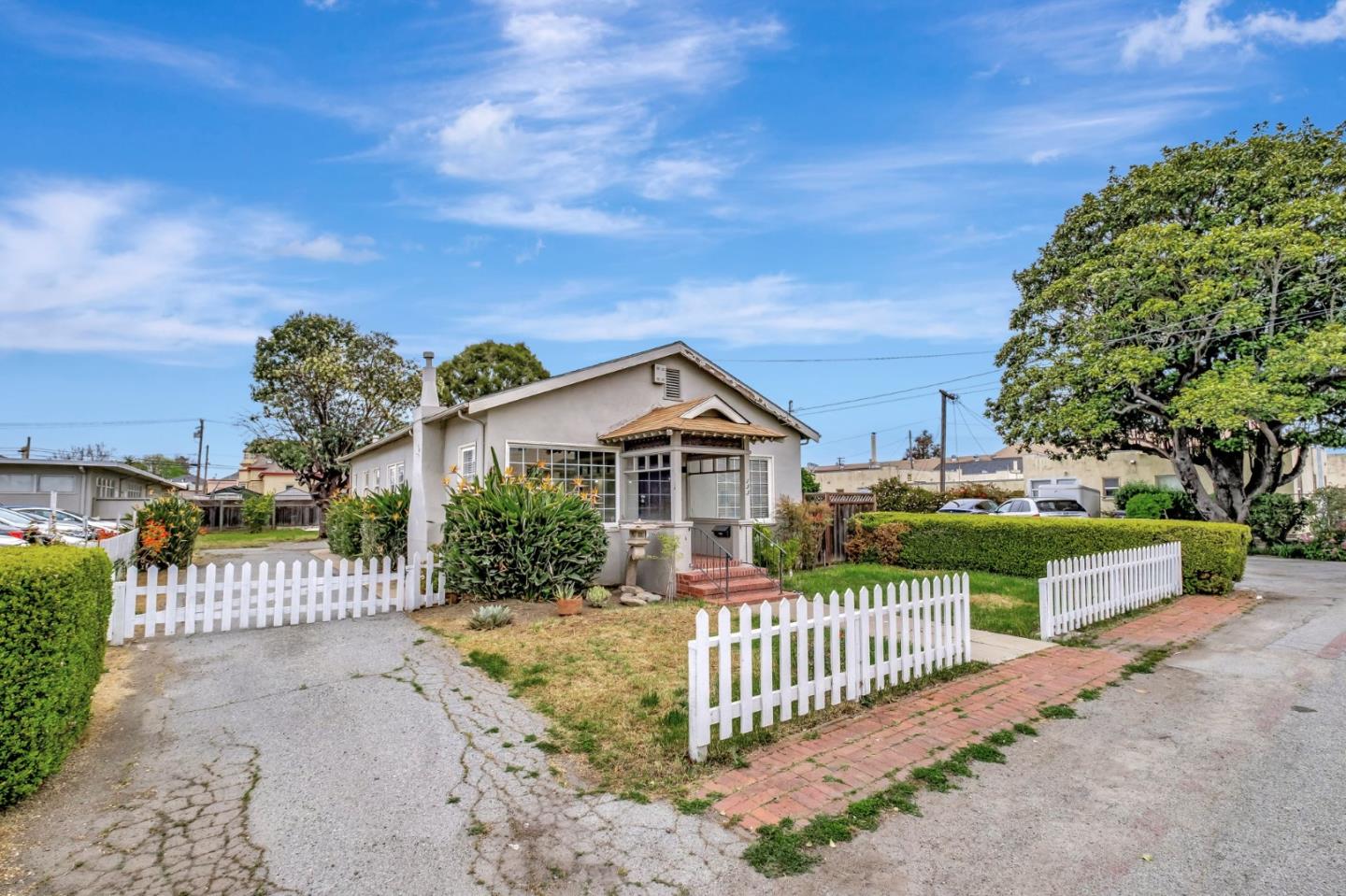 Detail Gallery Image 2 of 32 For 133 Trafton St, Watsonville,  CA 95076 - 2 Beds | 1 Baths