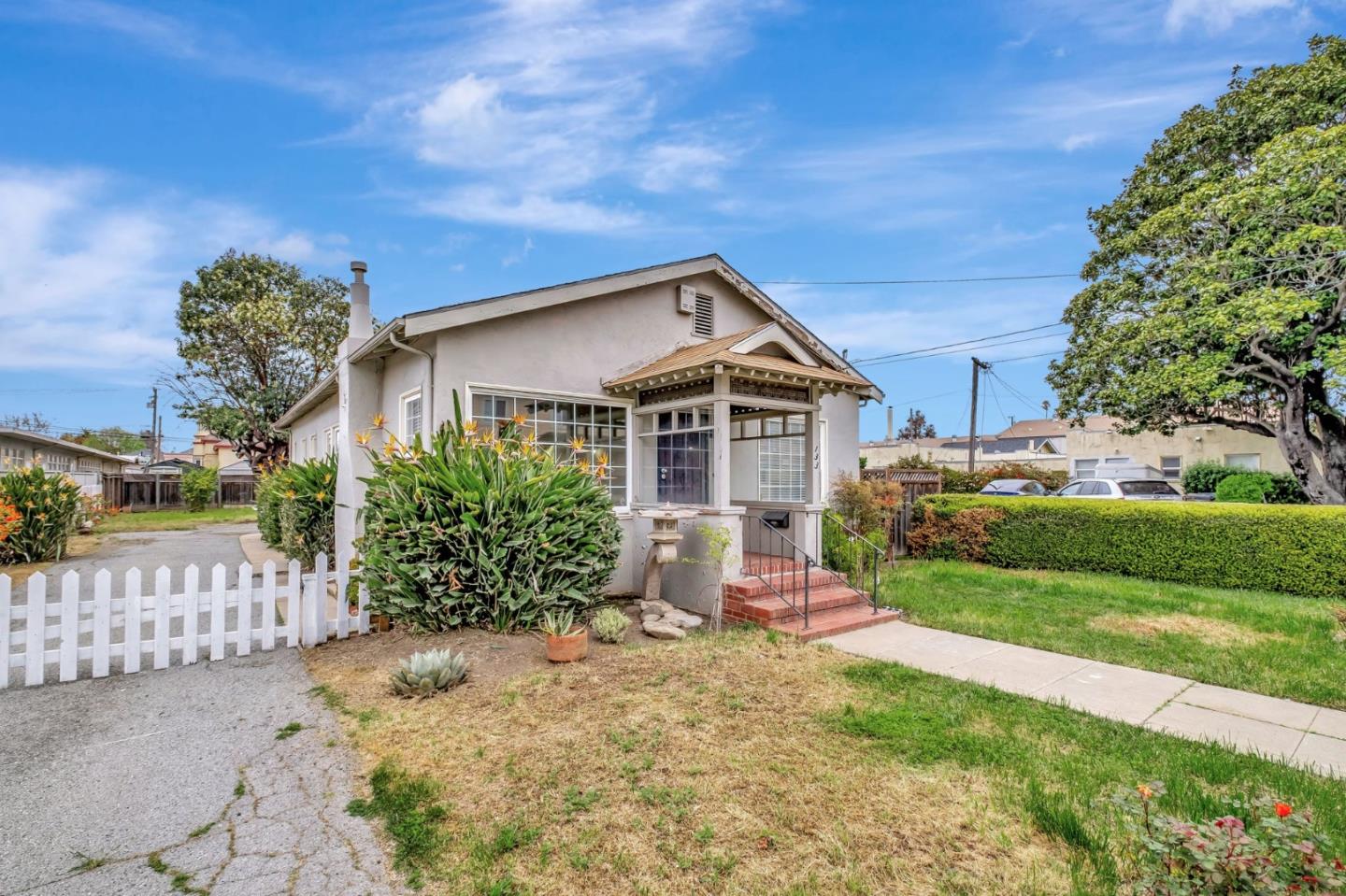 Detail Gallery Image 4 of 32 For 133 Trafton St, Watsonville,  CA 95076 - 2 Beds | 1 Baths