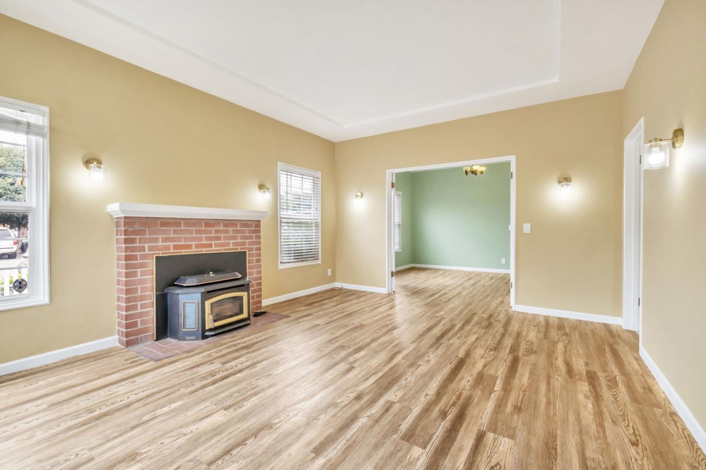 Detail Gallery Image 6 of 32 For 133 Trafton St, Watsonville,  CA 95076 - 2 Beds | 1 Baths