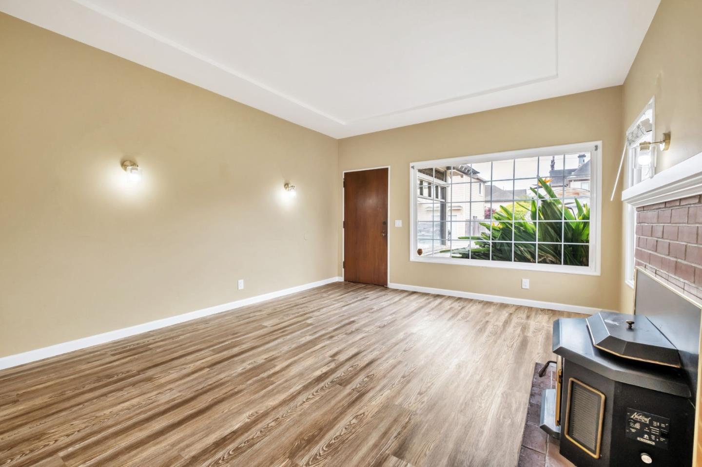 Detail Gallery Image 9 of 32 For 133 Trafton St, Watsonville,  CA 95076 - 2 Beds | 1 Baths