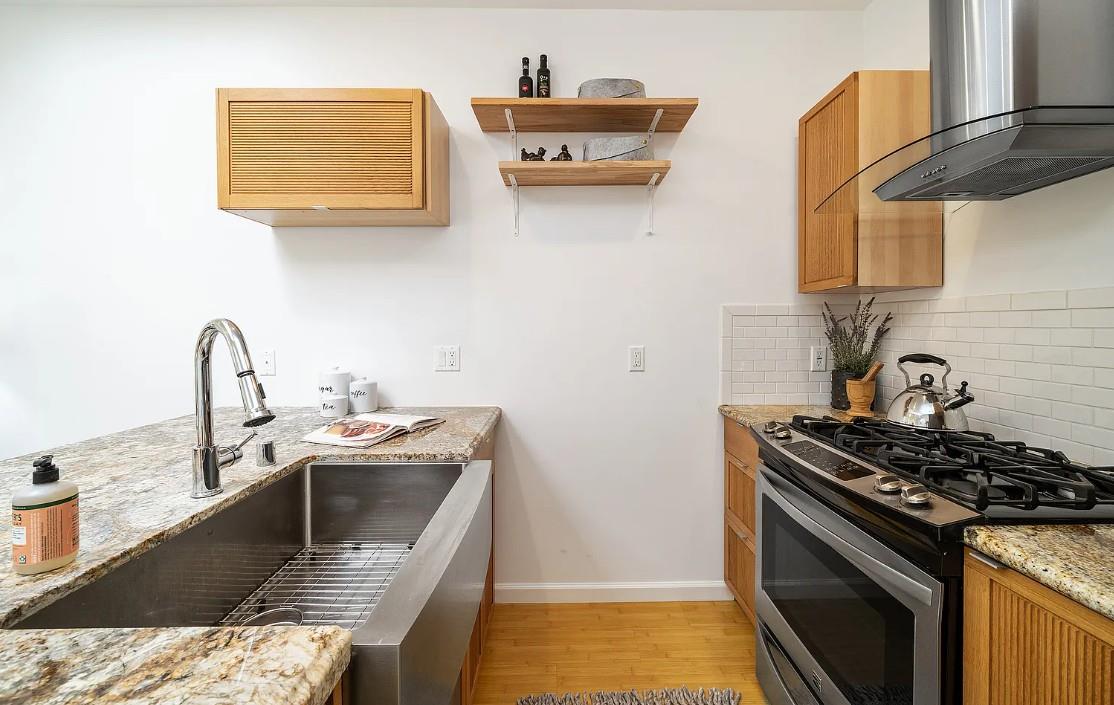 Detail Gallery Image 5 of 21 For 73 Leese St, San Francisco,  CA 94110 - – Beds | – Baths