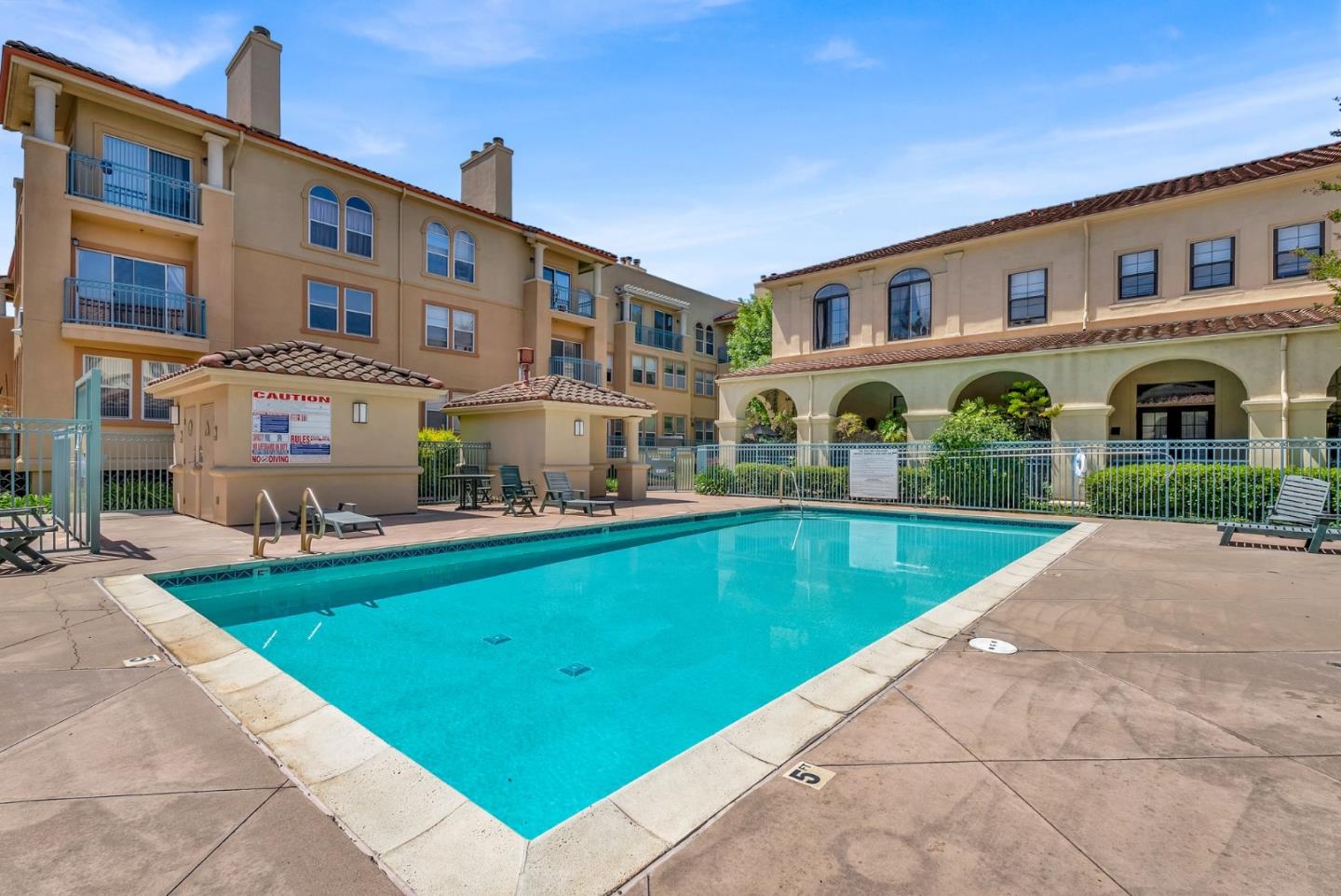 Detail Gallery Image 25 of 47 For 516 Martha St #201,  San Jose,  CA 95112 - 1 Beds | 1 Baths