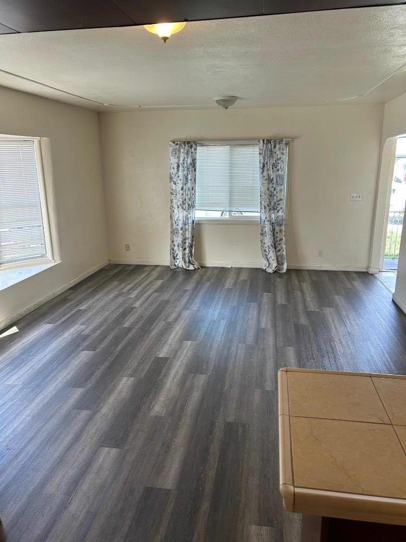 Detail Gallery Image 6 of 46 For 41 Wagner Ave, Watsonville,  CA 95076 - 4 Beds | 1/1 Baths